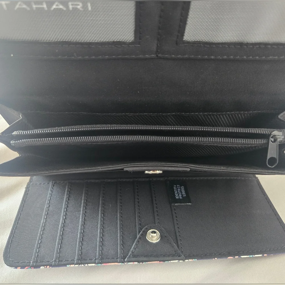 Tahari Paisley Patterned Wallet/Clutch - Picture 5 of 8